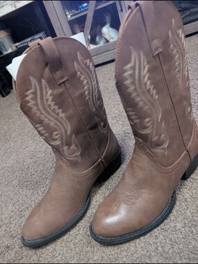 Canyon Trails Men's Western Cowboy Boots - Size 10 - Brand New with Tags